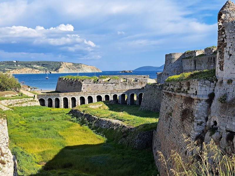 Méthoni et déjeuner au pied du château – Unnamed Rd, Methoni 240 06, Grèce (photo 3)