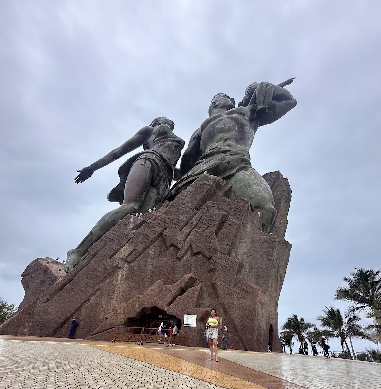 Monument de la Renaissance africaine – Dakar, Sénégal (photo 2)