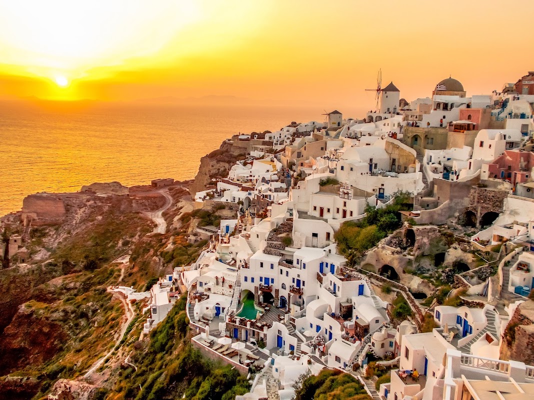 Oia : ruelles, dîner et coucher du soleil – Oia, Santorin, Grèce (photo 1)