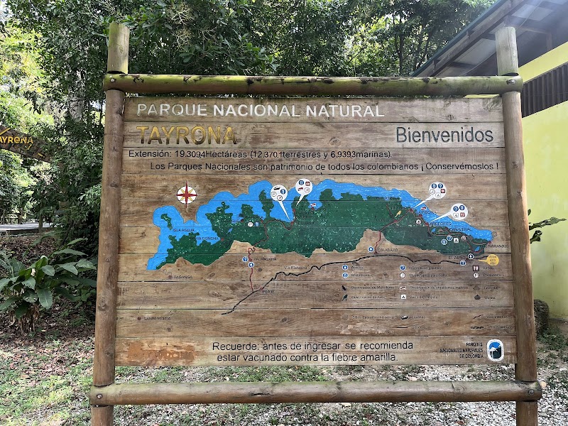 Parc national Tayrona : sentier d'El Zaino à Cabo San Juan – Parc national Tayrona, entrée d'El Zaino, Magdalena, Colombie (photo 3)