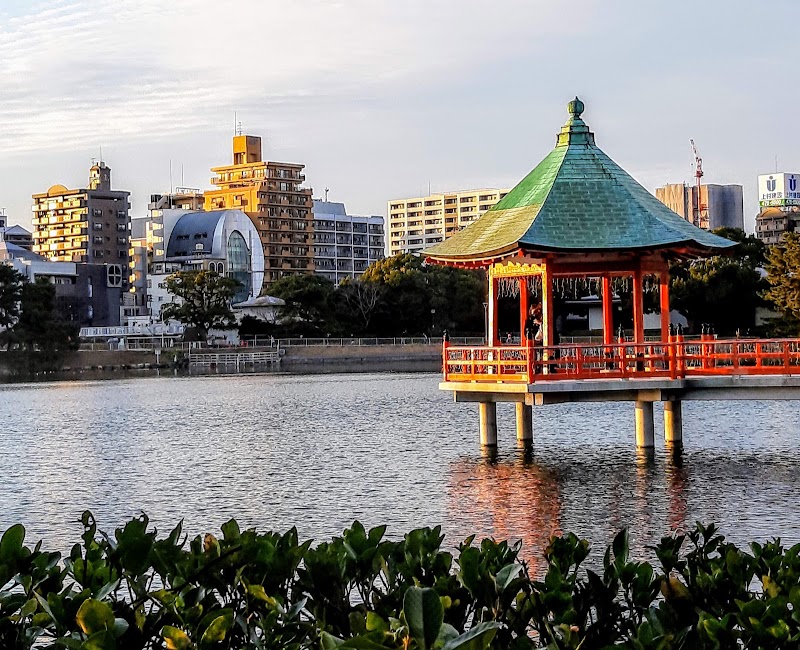 Parc Ohori – Japan, 〒810-0051 Fukuoka, Chuo Ward, Ōhorikōen, 1 公園管理事務所 (photo 3)