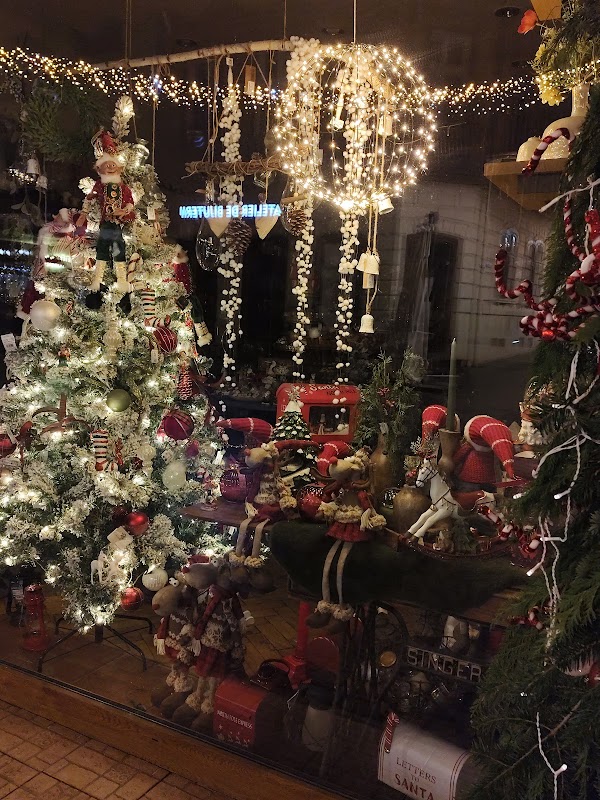 Piața Sfatului et marché de Noël de Brașov – Piața Sfatului, Brașov, Roumanie (photo 3)