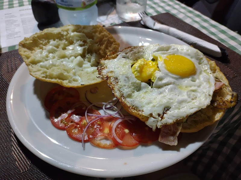 Pizzeria da Massino et Okeanos – Sal Rei, Cabo Verde (photo 2)