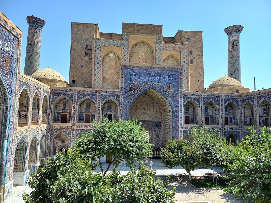 Place du Régistan – 140101, Samarcande, Ouzbékistan (photo 1)