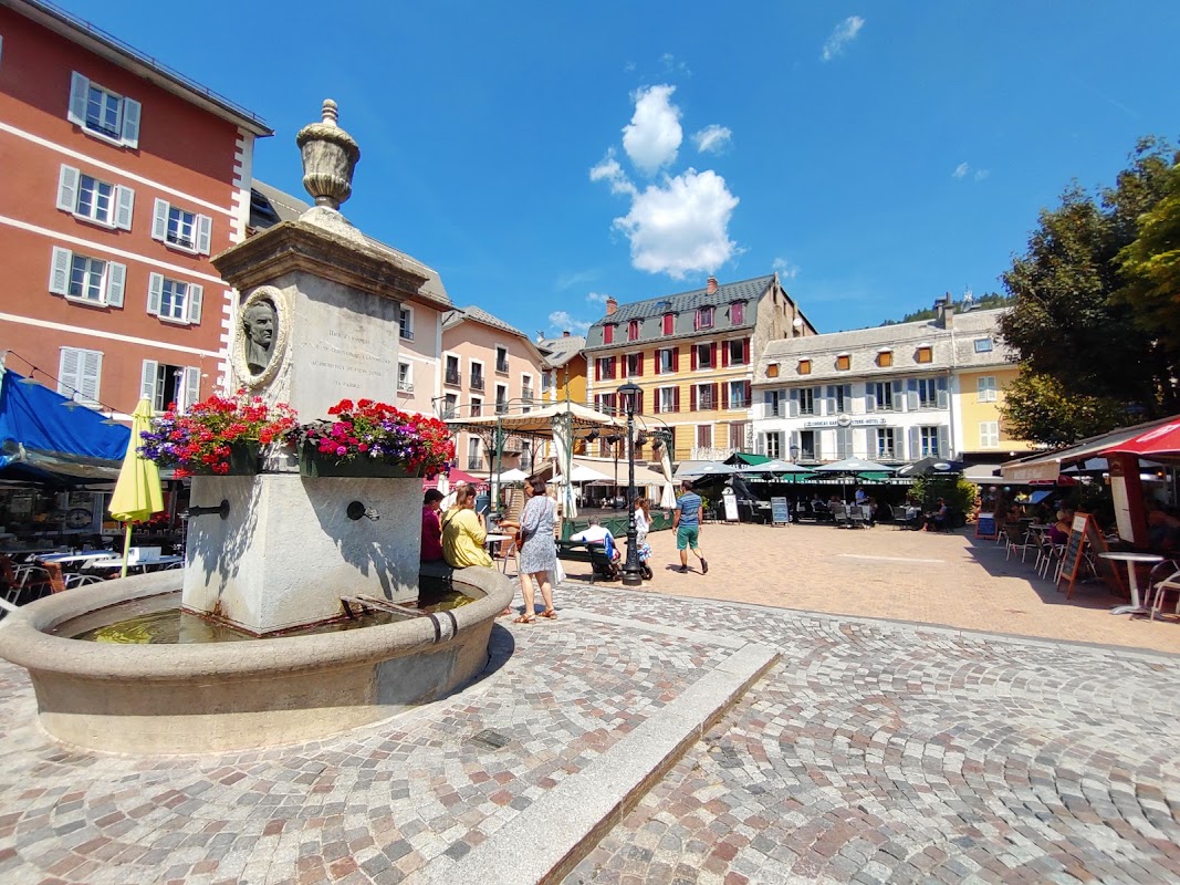 Place Manuel, Barcelonnette – Place Manuel, 04400 Barcelonnette, France (photo 1)