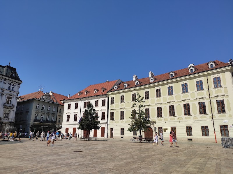 Place principale (Hlavné námestie) – Place centrale 359/8, 811 01 Bratislava, Slovaquie (photo 3)