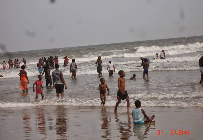 Plage de Labadi – La Road, Labadi, Accra, Ghana (photo 2)