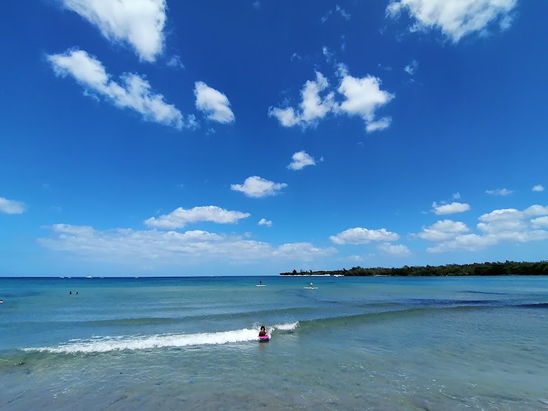 Plage publique de Tamarin – Plage publique de Tamarin, côte ouest, Rivière Noire, Maurice (coordonnées OpenStreetMap -20.32620, 57.37722) (photo 3)