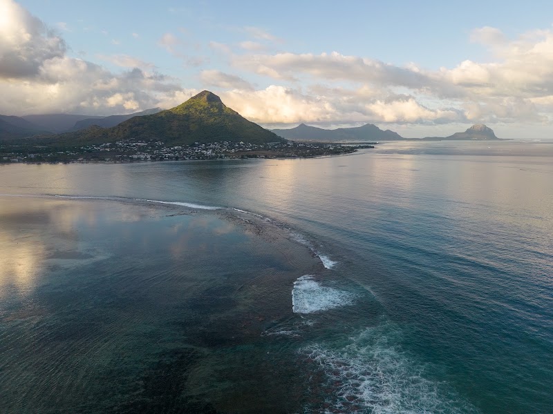Plage publique de Wolmar – Plage publique de Wolmar, côte ouest, Rivière Noire, Maurice (coordonnées OpenStreetMap -20.30702, 57.36572) (photo 3)