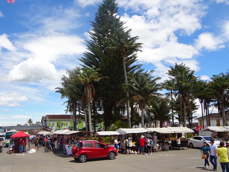 Plaza de Bolívar de Salento – Plaza de Bolívar, Salento, Quindío, Colombie (photo 2)