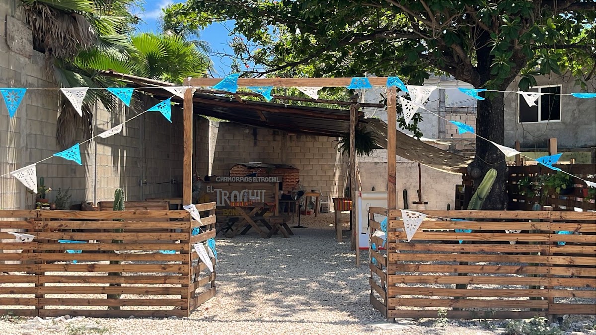 Pollos Asados El Campero – Cancún, quartier de Bonfil, Quintana Roo, Mexique (photo 1)