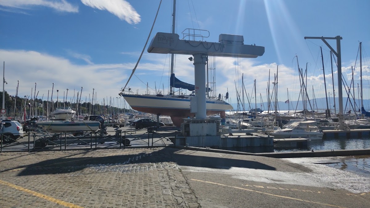 Port de Rives – Quai de Rives, 74200 Thonon-les-Bains, France (photo 1)