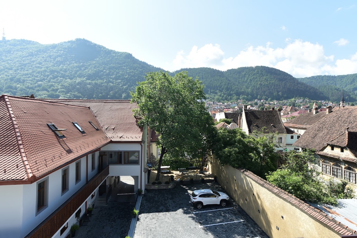 Prinz Gregor – 10 Strada Constantin Brâncoveanu, Brașov, Roumanie (photo 1)