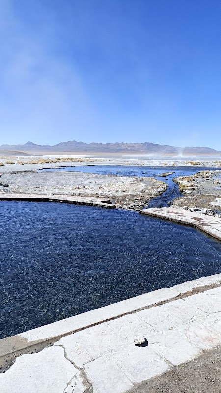 Refuge près des sources chaudes de Polques (nom choisi par l'agence) – Termas de Polques, Sur Lípez, Bolivie (photo 1)