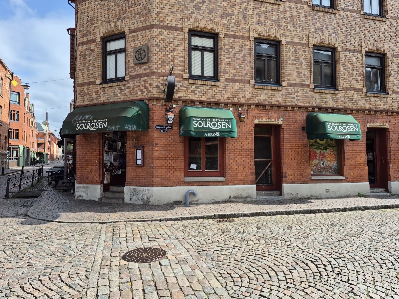Restaurang Solrosen – Kaponjärgatan 4 A, 413 02 Göteborg, Suède (photo 3)