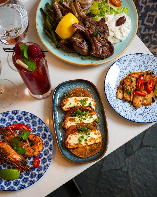 Restaurang Tzatziki – Fyristorg 4, 753 10 Uppsala, Suède (photo 2)