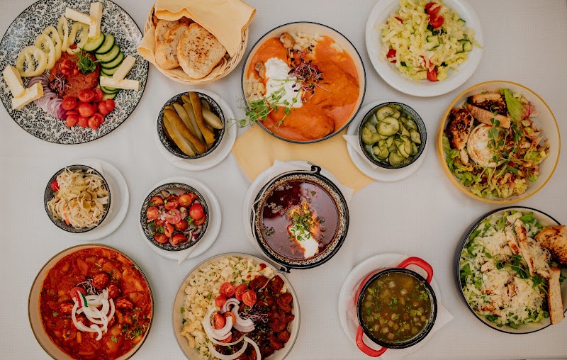 Rokfort – Honvéd utca 18, 1055 Budapest, Hongrie (photo 2)