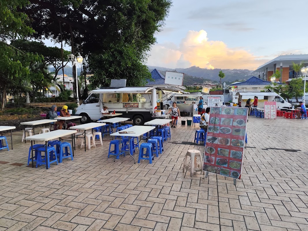 Roulotte Kim (place Vaiete) – Place Vaiete, Papeete, Polynésie française (photo 1)