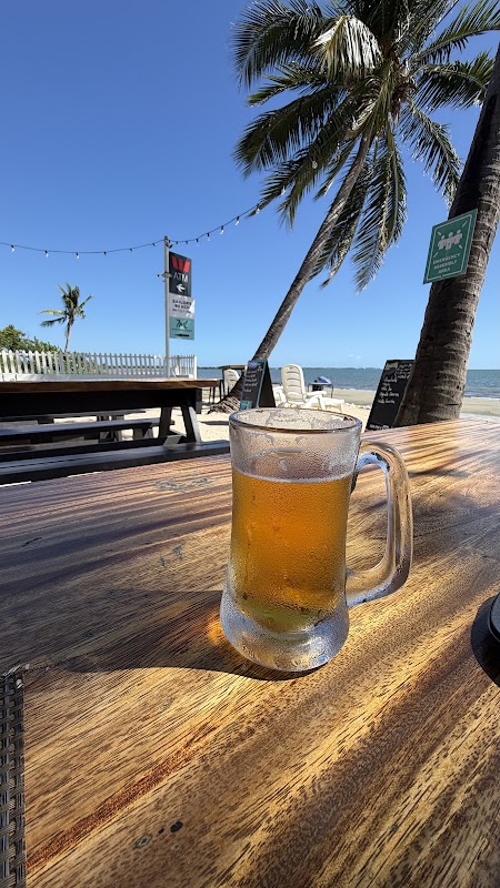 Sailor's Beach Restaurant and Bar – Wasawasa Road, Wailoaloa Beach, Nadi, Fidji (photo 2)