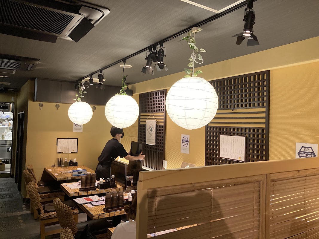 Sanmi, ramen à la gare de Hakata – Japan, 〒812-0013 Fukuoka, Hakata Ward, Hakataekihigashi, 2-chōme−9−６ 1F (photo 1)