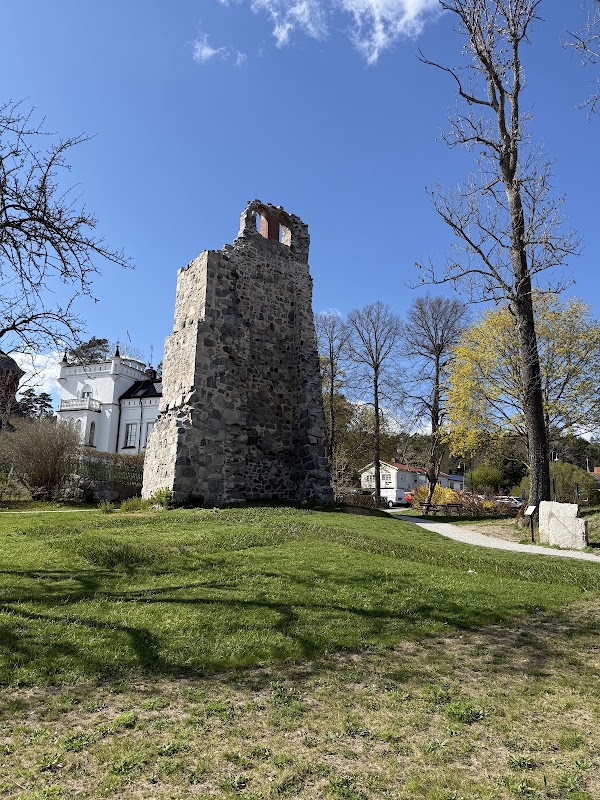 Sigtuna : Stora Gatan, ruines et déjeuner – Olofsgatan, 193 30 Sigtuna, Suède (photo 3)