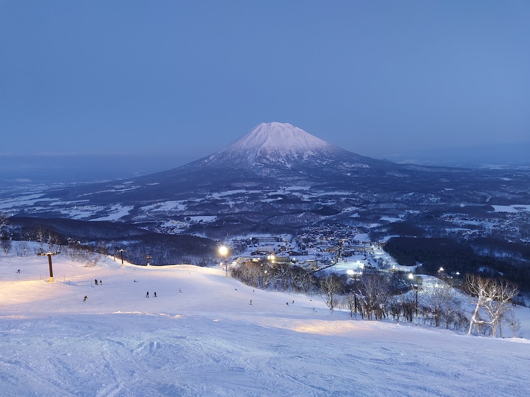 Ski à Niseko, matinée du dimanche 31 janvier – Nisekohirafu 1 Jo 2-chome 9, Kutchan, Hokkaido 044-0080, Japon (photo 1)