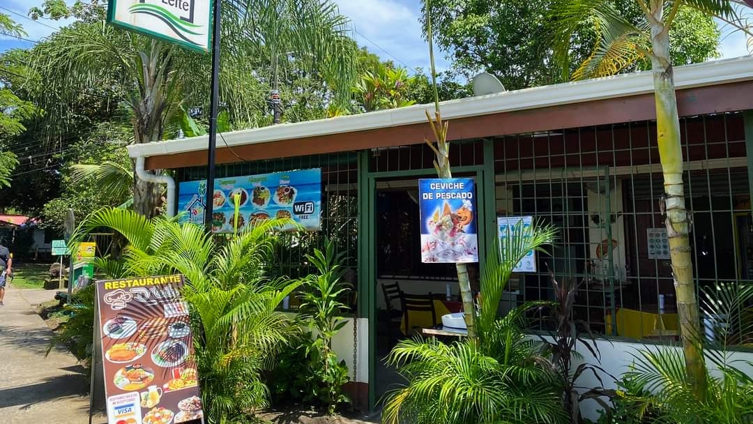 Soda D'Leite – 70205 Limón Tortuguero, Limón, Tortuguero, 70205, Costa Rica (photo 1)