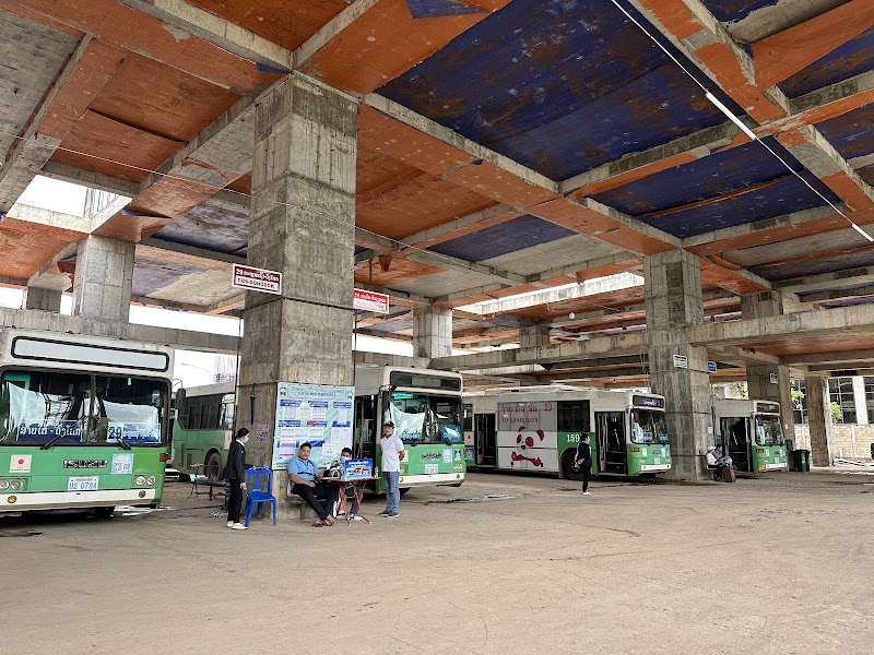 Talat Sao – Avenue Lane Xang, Vientiane, Laos (photo 3)