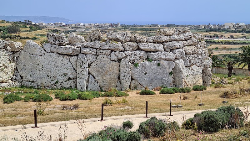 Temples préhistoriques de Ġgantija, Xagħra – Triq John Otto Bayer, Xagħra, Gozo, Malte (photo 2)
