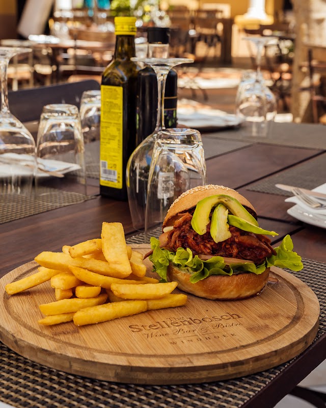 The Stellenbosch Wine Bar and Bistro – Shop 25, Bougain Villas, 320 Sam Nujoma Dr, Windhuk, Namibie (photo 2)