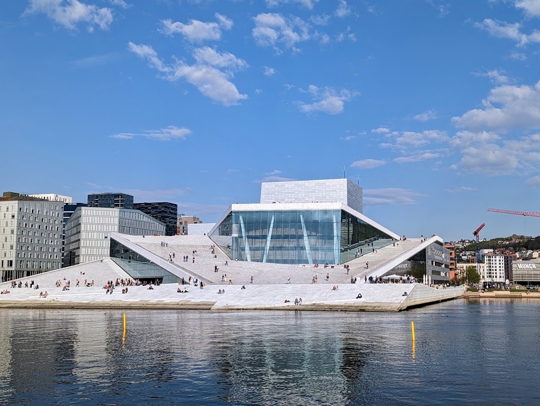 Toit de l'Opéra d'Oslo – Kirsten Flagstads Plass 1, 0150 Oslo, Norvège (photo 1)