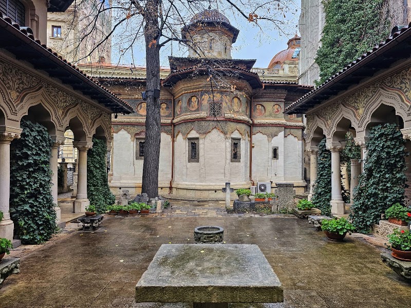 Vieille Ville de Bucarest – Strada Stavropoleos, București, Roumanie (photo 2)