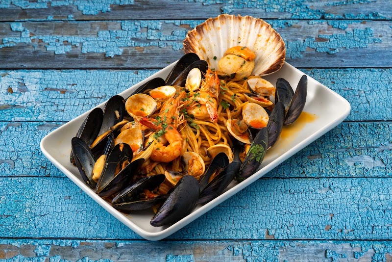 Volcano Blue Sea Food – Agiou Mina, Fira 847 00, Santorin (photo 2)