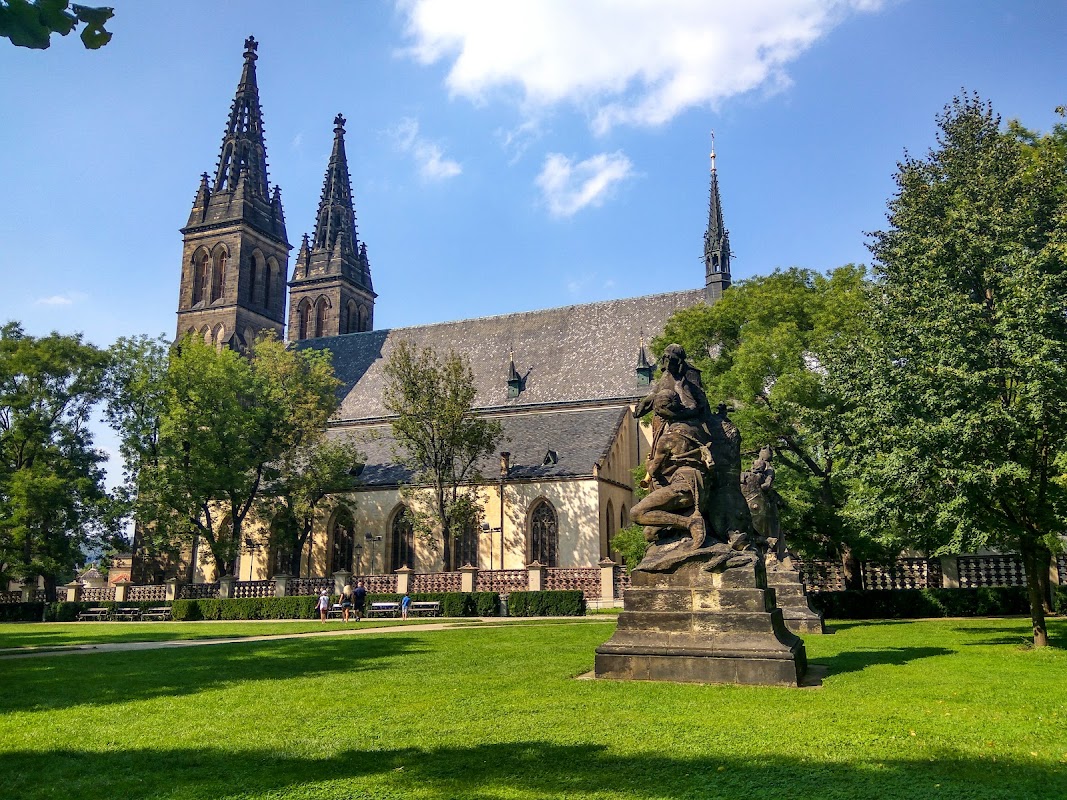 Vyšehrad : remparts et vue sur la Vltava – V Pevnosti, 128 00 Prague 2 (photo 1)
