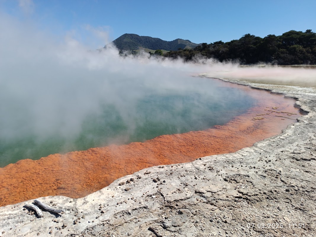 Wai-O-Tapu et geyser de Lady Knox – 201 Waiotapu Loop Road, Waiotapu, Nouvelle-Zélande (photo 1)