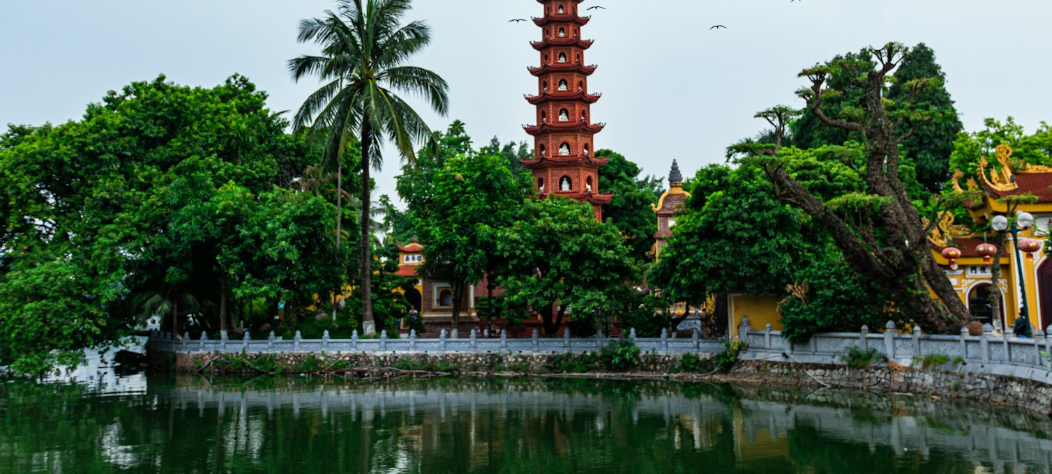 Trấn Quốc Pagoda on West Lake, in Hanoi