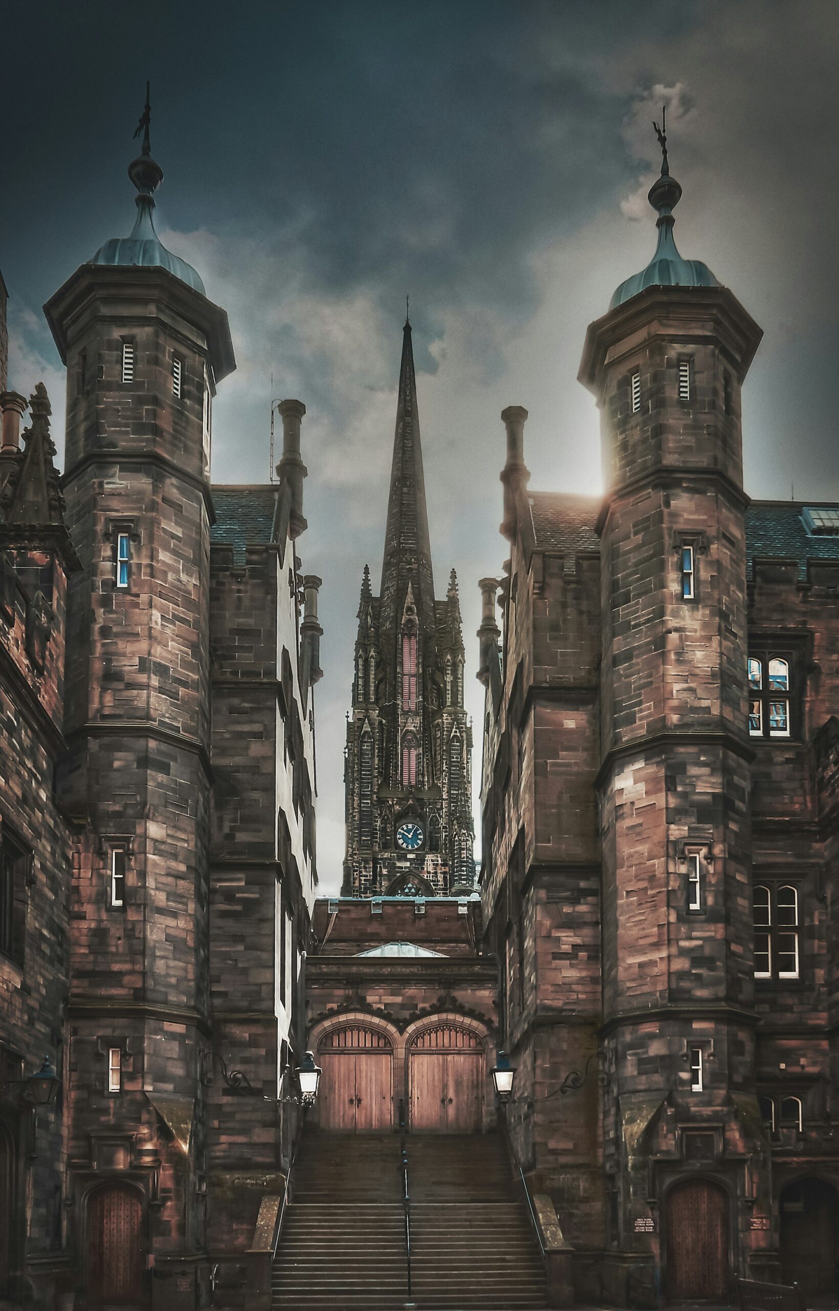 Old town of Edinburgh, near the Royal Mile