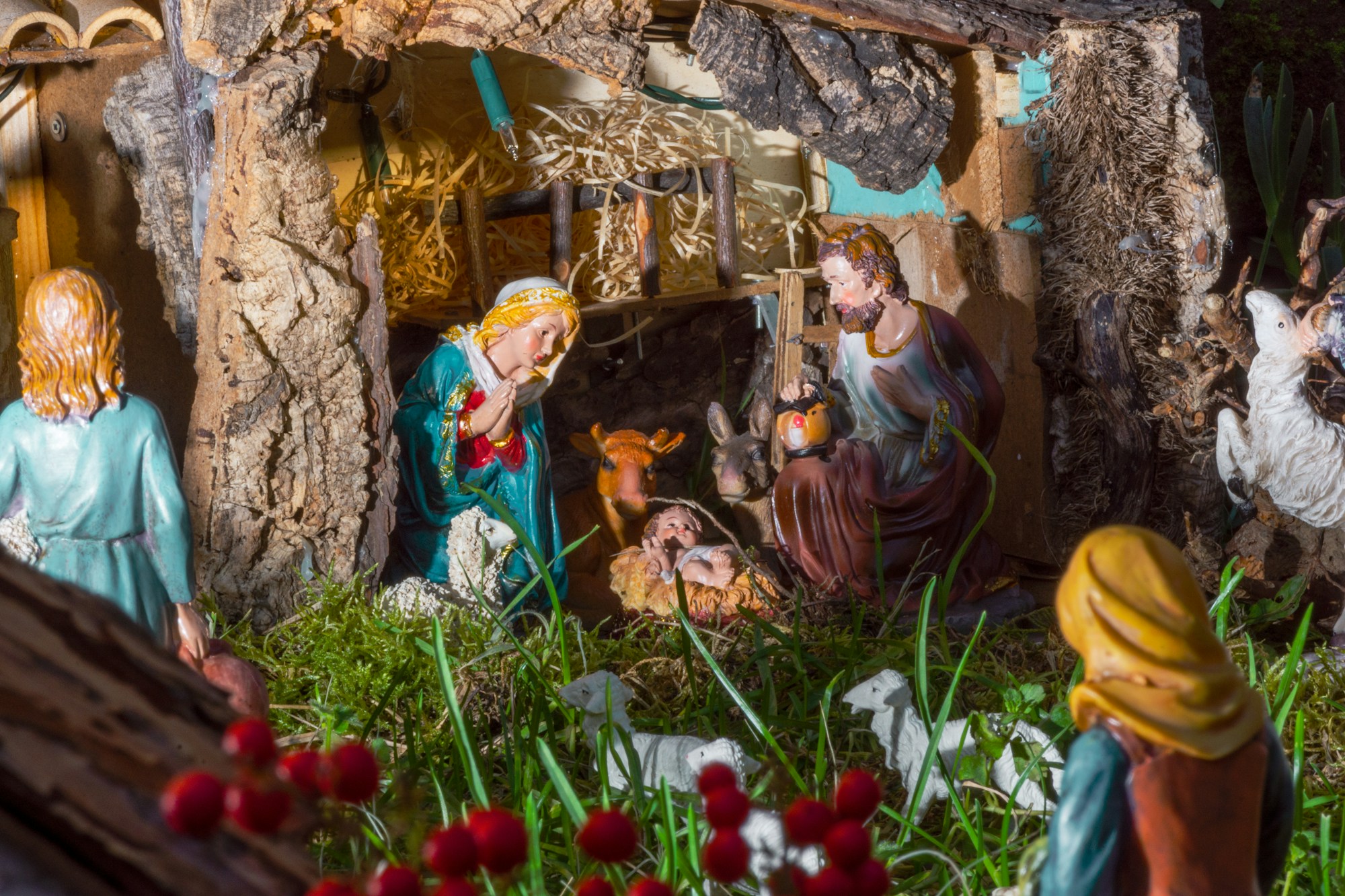 Traditional handmade presepe scene with nativity figurines