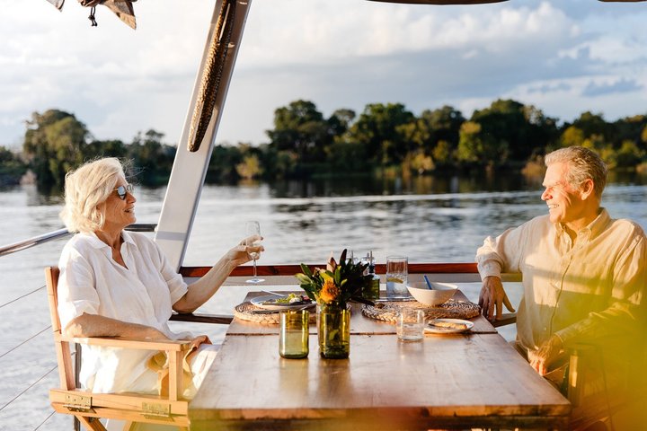 Tour: dinner cruise on the Zambezi at Victoria Falls