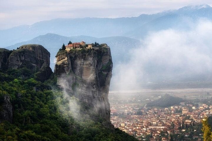Meteora monasteries on a private full-day trip