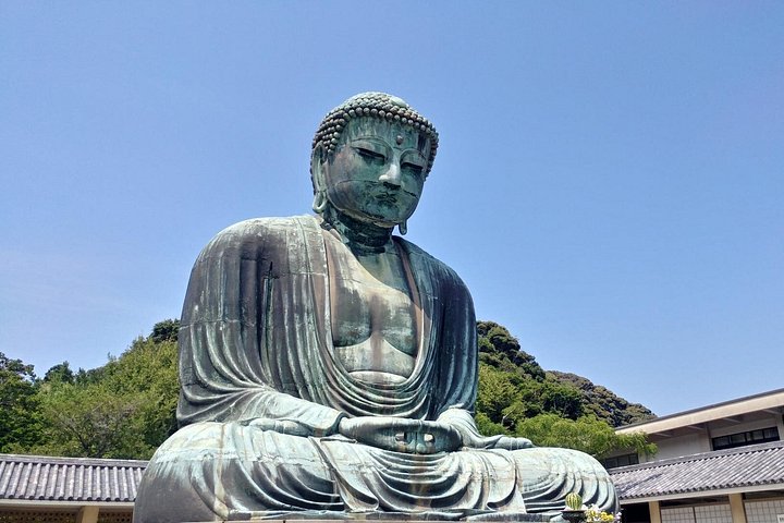 Temple gate and stone steps in Kamakura