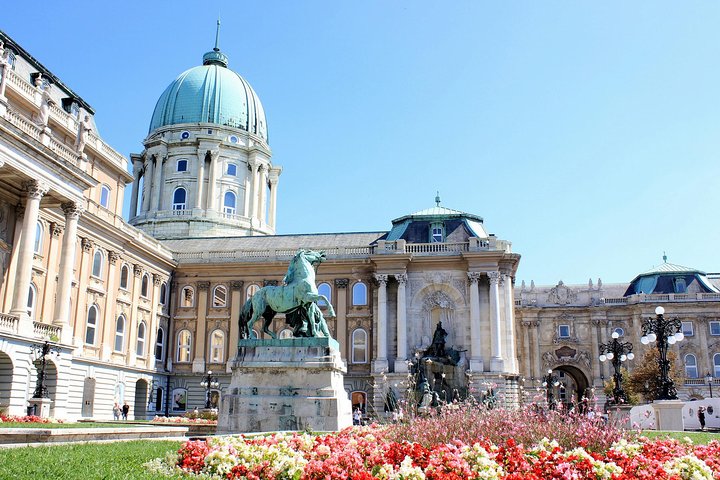 Lanes in the Buda Castle district