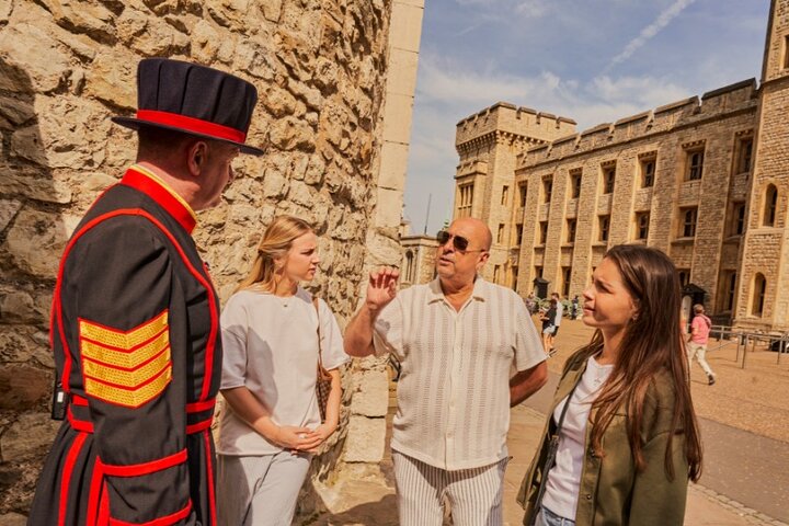 Tour de Londres et ses remparts