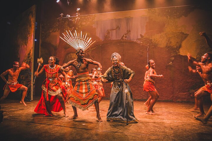 Tour: show at the Victoria Falls Theatre