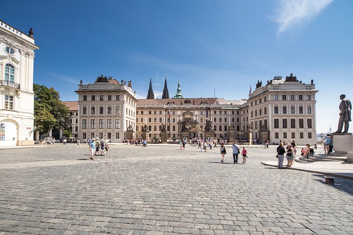 Prague Castle courtyard and St. Vitus Cathedral on a private tour