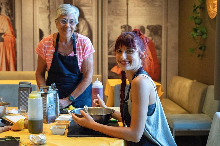 Small-group Greek cooking class in an Athens taverna