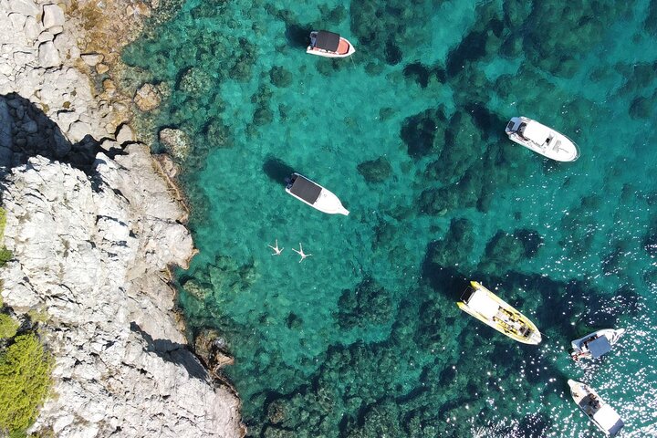 Photo from the Viator listing for the private speedboat tour to the Blue Cave and Elaphiti Islands