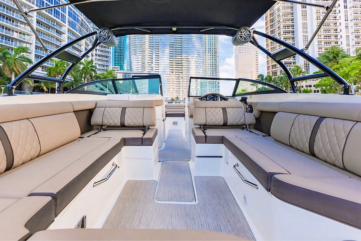 Private boat charter departing from downtown Miami