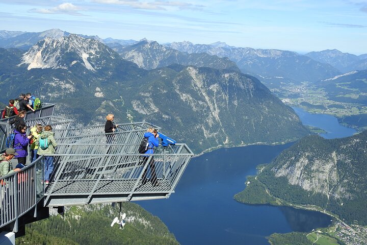 Minibus trip to Hallstatt and the 5 Fingers platform