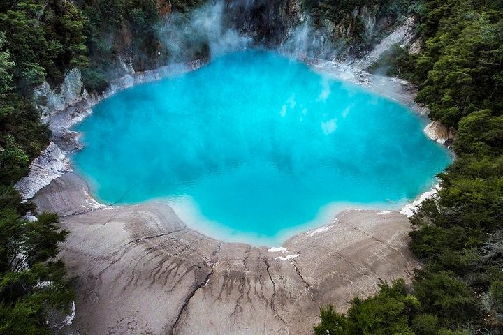 Cratère Inferno dans la vallée de Waimangu